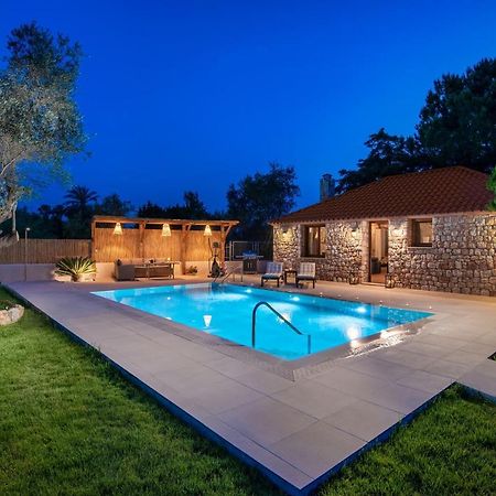 Filerolia Stone House Villa Pastida Exterior foto