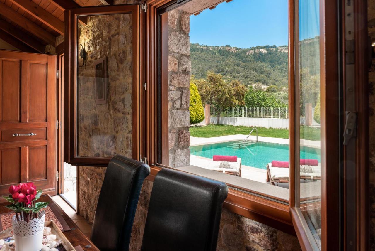 Filerolia Stone House Villa Pastida Exterior foto