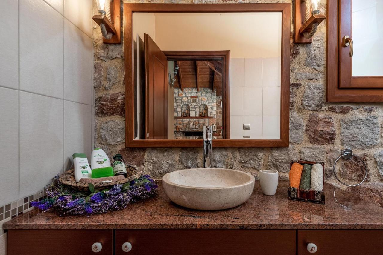 Filerolia Stone House Villa Pastida Exterior foto